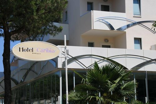 Hotel Caribia Pinarella, Buchen Sie Hotel Cervia 