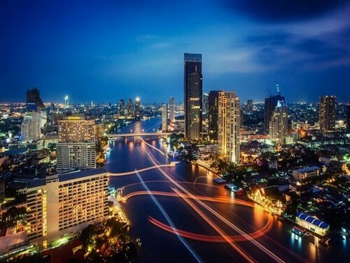 Bangkok Check Inn @Chareon Krung, Забронировать Отель Банг Рак Бангкок, рядом с Паб и ресторан DJ Station