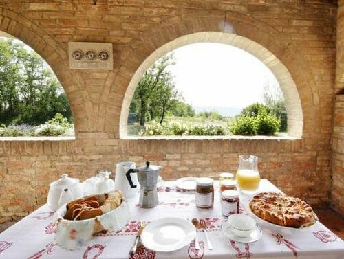 Tenuta La Santissima, Забронировать Отель Отели Val di Merse с завтраком, Завтраки