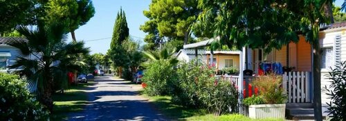 Lagrange Grand Bleu Vacances Camping Le Bosc, Book Campingplads Hoteller i Pyrénées-Orientales med pool, Swimmingpool