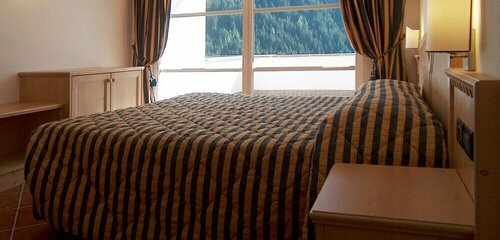 Residence Club La Betulla, Забронировать Отель Отели Поцца-ди-Фасса с парковкой, Парковка