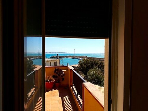 miramare b&b di cerri maria, Book Bed and Breakfast Hoteller i Calabrien med parkering, Parkering