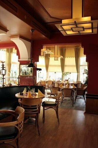 Hotel Hannover, Забронировать Отель Отели Бад-Нендорф 3 звезды, рядом с Спа-центр Landgrafen, 3*