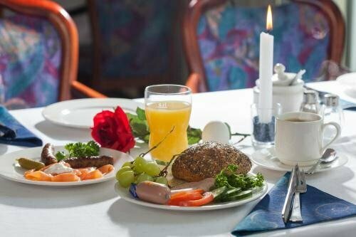 Hotel Celina Niederrheinischer Hof, Забронировать Отель Отели Крефельд 3 звезды, 3*
