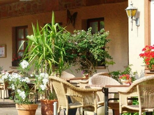 Hotel Burg-Mühle, Забронировать Отель Отели Шпессарт с парковкой, Парковка