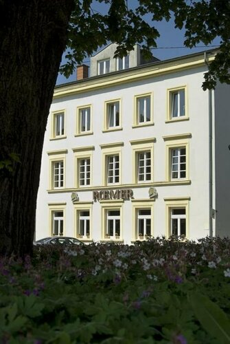 Hotel Restaurant Roemer, Забронировать Отель Отели земли Саара с завтраком, Завтраки
