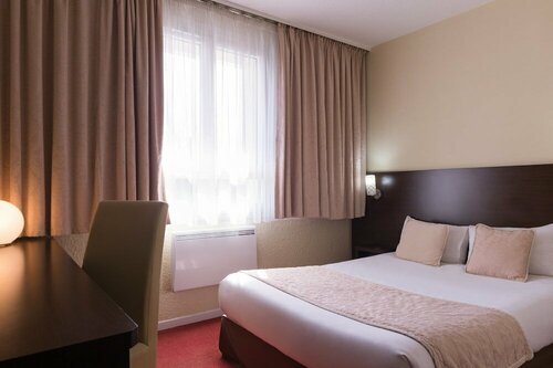 The Originals City, Hôtel Paris Sud, Orly-Draveil, Забронировать Отель Отели Орли с парковкой, Парковка