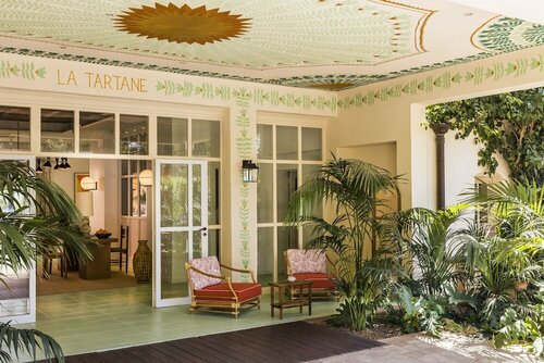 Hôtel La Tartane Saint-Tropez, Забронировать Отель Сен-Тропе Сен-Тропе залива