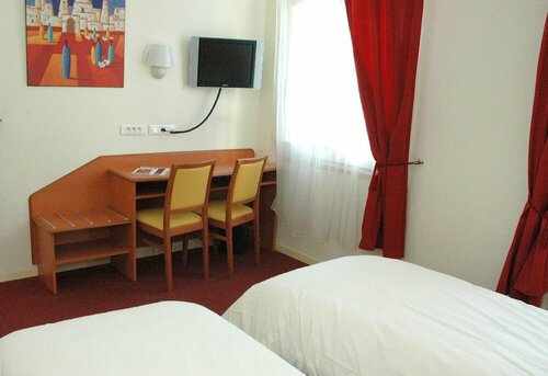 Hotel Cecil Metz Gare, Забронировать Отель Отели в центре Мец, в центре, Парковка, Завтраки