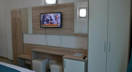 Hotel Union, Забронировать Отель Отели Эфорие-Норд 4 звезды, рядом с Грязевое озеро Текиргиол, 4*