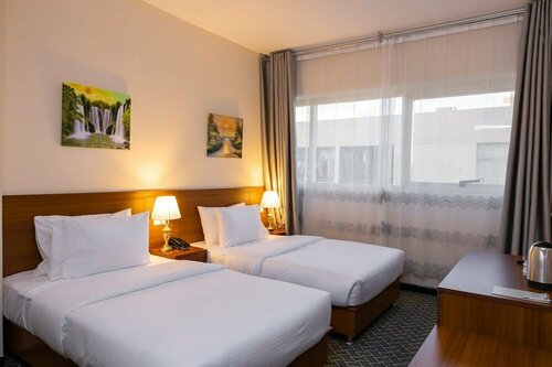 Three 888 Hotel, Забронировать Отель Недорогие отели Эмирата Дубая, недорого