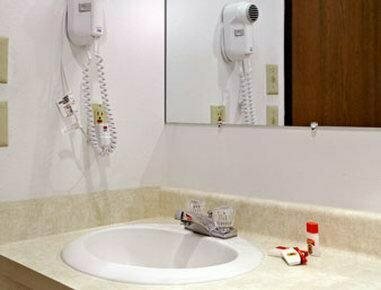 Super 8 by Wyndham Milbank SD, Забронировать Мини-отель Милбэнк штат Южная Дакота