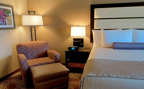 Best Western Plus Miami Airport North Hotel & Suites, Забронировать Отель Майами-Спрингс Майами