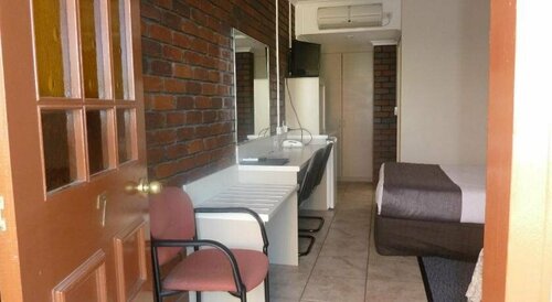 Room Motel Kingaroy East, Buchen Sie Motel Kingaroy Queensland