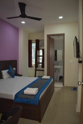 Hotel Aero Indus Near Airport, Забронировать Отель Недорогие отели Нью-Дели, рядом с Дели Аэросити, недорого