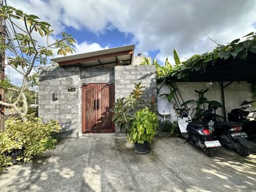 Mora Residence Jimbaran, Забронировать Отель «постель и завтрак» Недорогие отели провинции Бали, недорогие