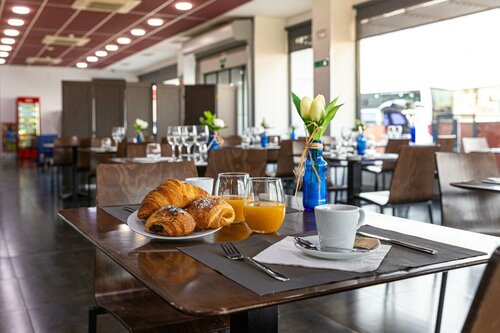 Hotel Abades Via Norte, Забронировать Отель Миранда де Эбро Burgos Province