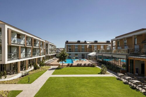 Saltic Resort & Spa Grzybowo, Book Ferieresort Hoteller i West Pomerania med parkering, Parkering