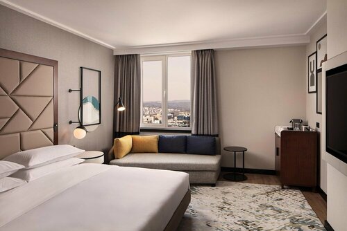 Sheraton Istanbul Levent, Забронировать Отель Кягытхане Стамбул, рядом с Небоскреб «Сапфир»