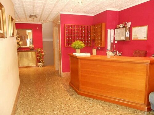 Hostal Garamar, Забронировать Отель Отели в центре Беникасим, в центре