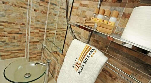 Hotel Plaza Sullana, Buchen Sie Hotel Sullana Piura