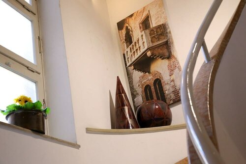 B&B Juliette House, Забронировать Отель «постель и завтрак» исторический центр Верона, рядом с Колонна Св. Марка