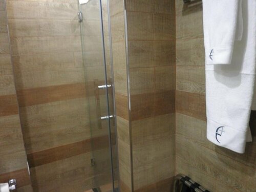 Aquarian Tide Hotel, Забронировать Отель Габороне Ботсвана