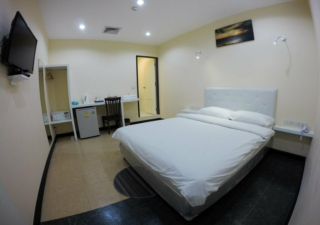 V Place Silom