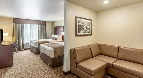 Cobblestone Hotel & Suites - Stevens Point, Book Hotel Stevens Point Wisconsin