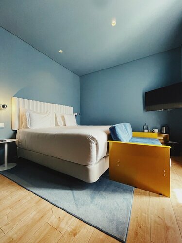 Esqina Cosmopolitan Lodge, Забронировать Отель Санта-Мария-Майор Лиссабон, рядом с Bica Elevator