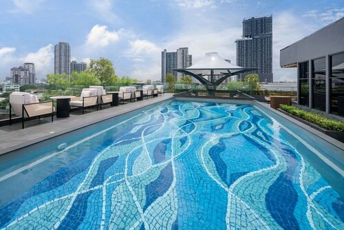 Ramada Plaza by Wyndham Bangkok Sukhumvit 48, Забронировать Отель Ваттана Бангкок, рядом с Станция надземного метро On Nut