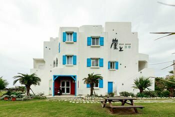 Cliff House B&B, Забронировать Отель «постель и завтрак» Шоуфэн 