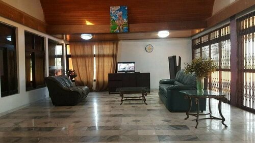 Tribeca Hotel Annex, Đặt Khách sạn Koforidua Ghana