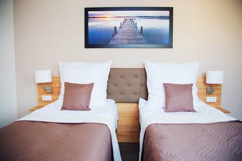 Dominik Motel, Забронировать Мотель Отели Падерборн с парковкой, Парковка