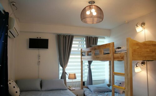 David House, Забронировать Отель Отели Сеула с парковкой, рядом с Станция метро Sinchon, Парковка