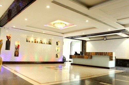 SVC Inn, Забронировать Отель Гвалиор штат Мадхья-Прадеш, рядом с Железнодорожная станция Гвалиор