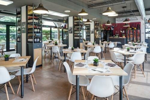 T7, Book Hotel P. Vittoria Milan