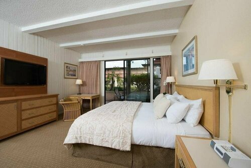 La Jolla Shores Hotel, Забронировать Отель Ла-Хойя Сан-Диего, рядом с Гора Соледад