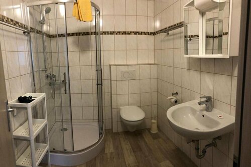 Pension Unstrutpromenade, Book Hotel Hotels in Garz with Parking, Parking
