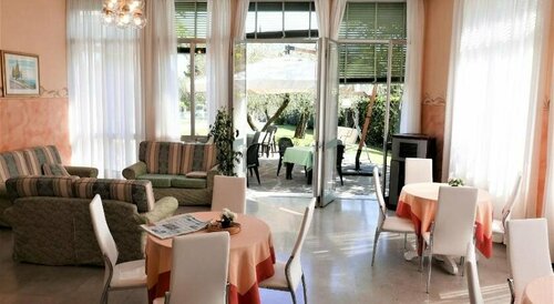 Villa Angela, Забронировать Вилла Коттеджи Тосколано-Мадерно, Коттедж