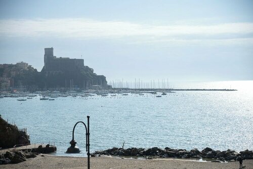 Hotel Venere Azzurra, Забронировать Отель Леричи Итальянская Ривьера, рядом с Пляж Lerici
