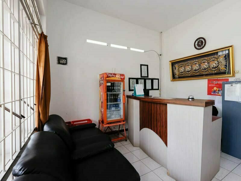 RedDoorz near Moro Mall Purwokerto