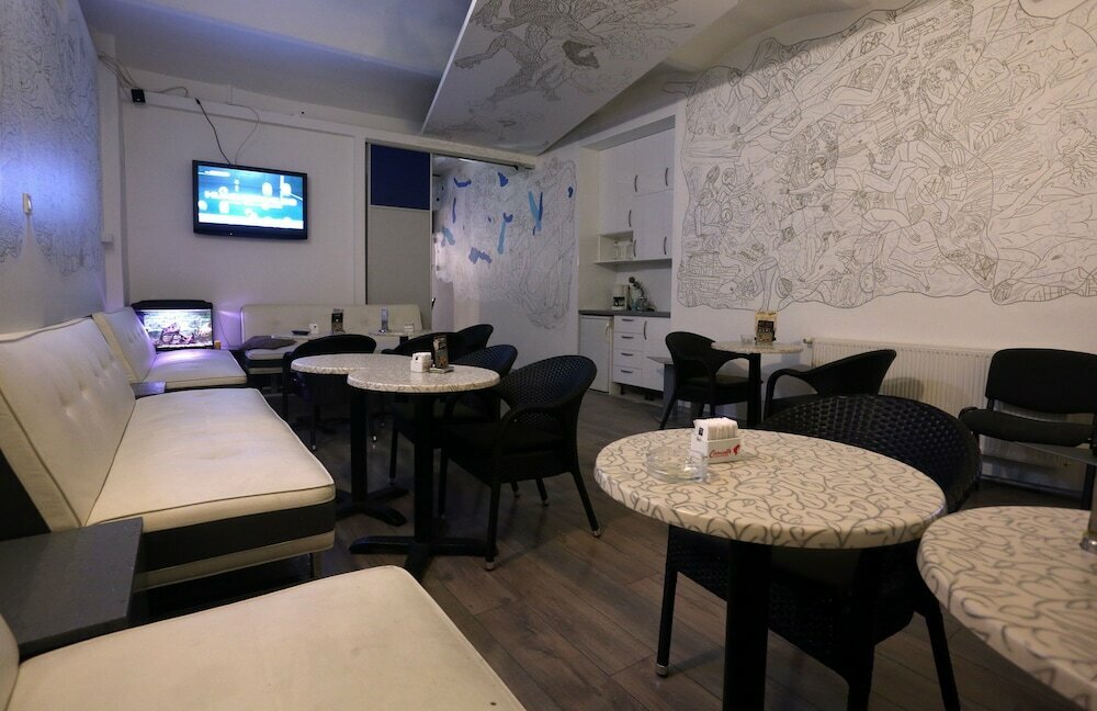 SubSpace Hostel