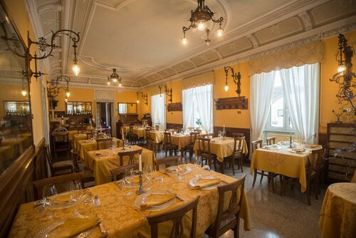 Hotel Olivedo, Buchen Sie Hotel Varenna Comer See