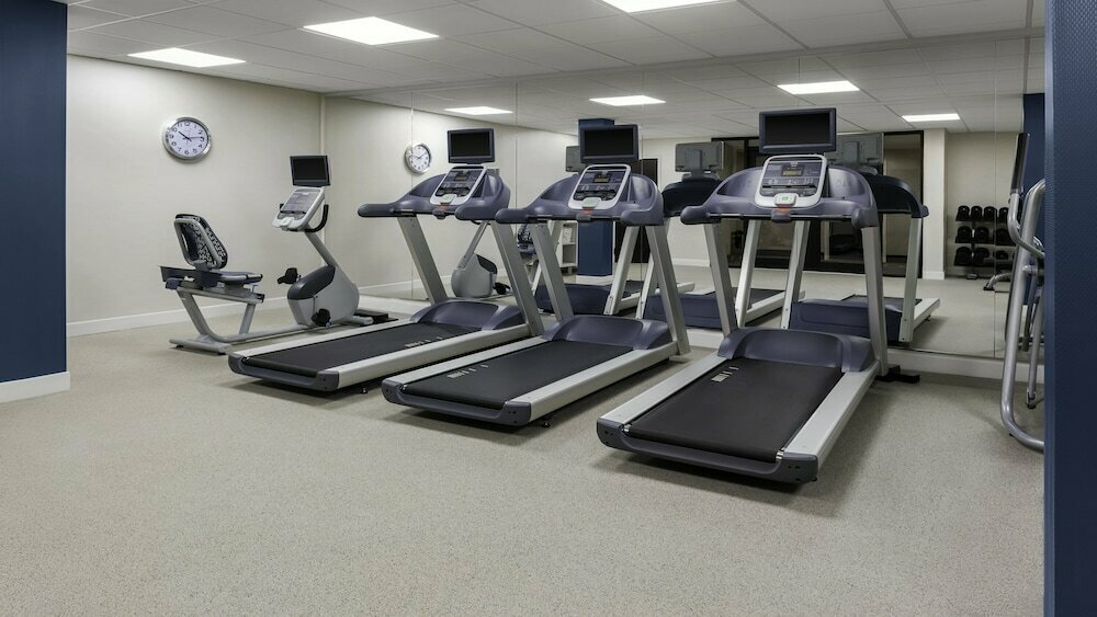Holiday Inn Express Kansas City Downtown by Ihg