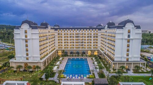 Vinholidays Fiesta Phu Quoc, Đặt Khách sạn Dương Đông 