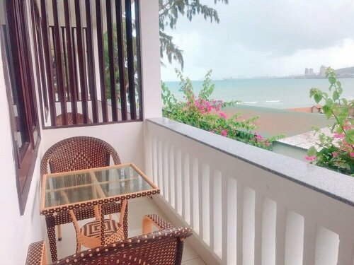 GM Doc Let Beach Resort & Spa, Забронировать Курортный отель Доклет Кханьхоа