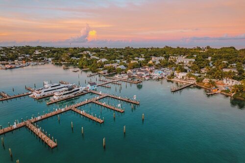 Valentines Resort & Marina, Varaa Lomakeskus Harbour Islands Bahamas Out Islands