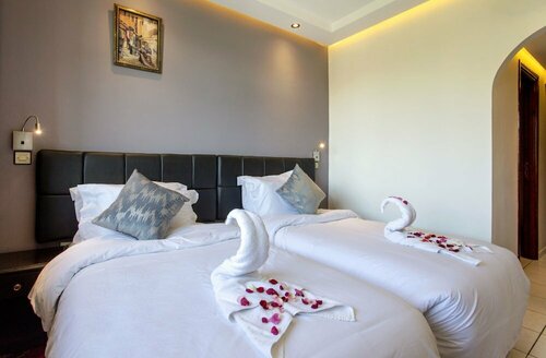 Hotel Akabar, Забронировать Отель Отели Марракеш-Тенсифт-Эль-Хауз 3 звезды, 3*