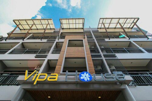 Vipa House Phuket - SHA Extra Plus, Забронировать Отель Бухта Чалонг Пхукет, рядом с Залив Чалонг